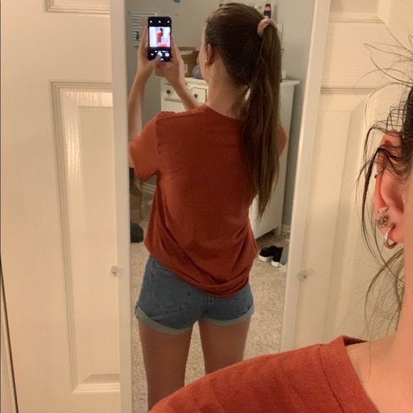 Soft Tee - Picture 2 of 3